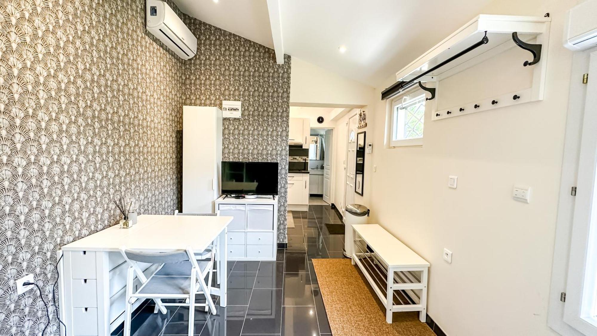 Le Comfy Nook - Tiny House Paris Cdg Disneyland Villeparisis Eksteriør billede
